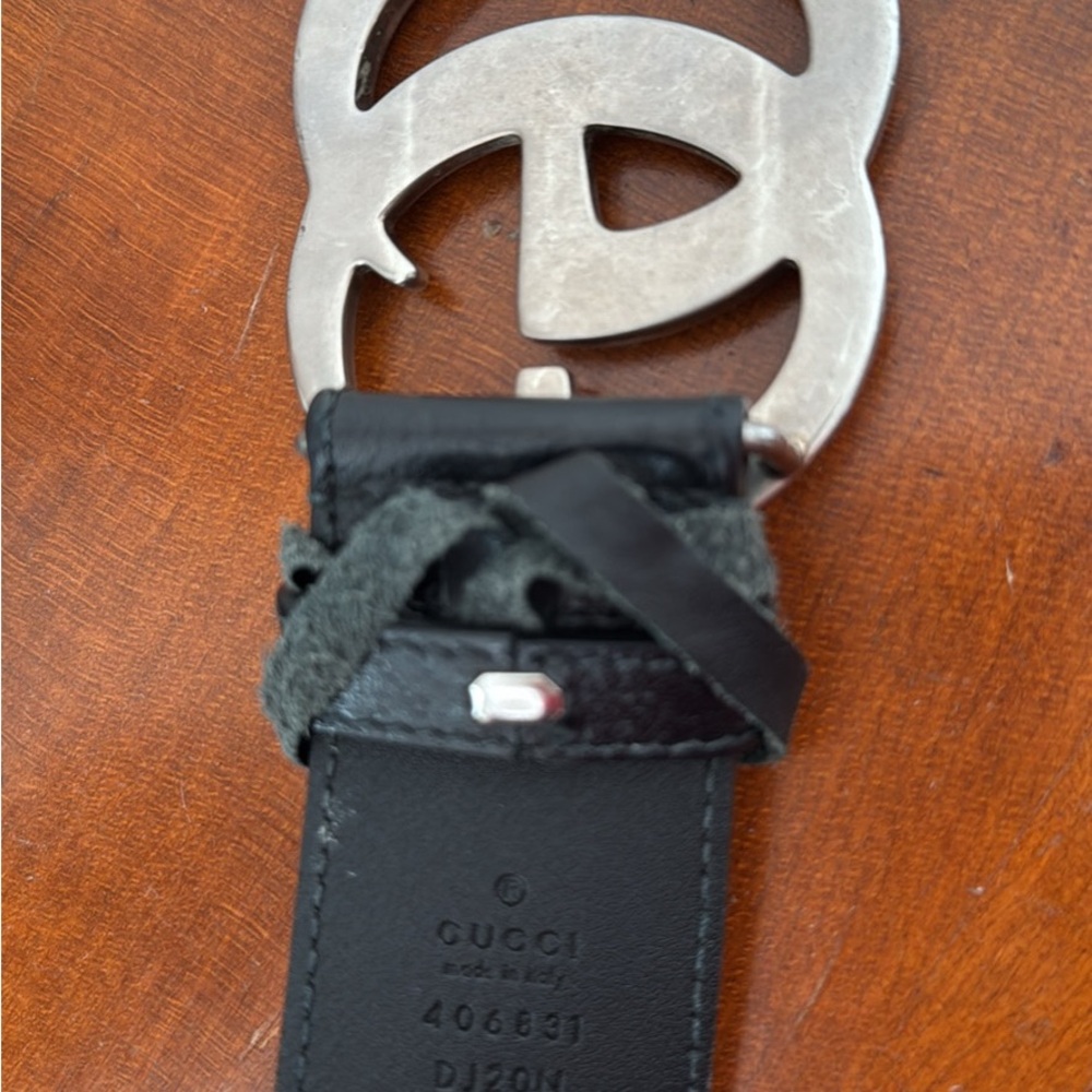 Gucci Black Leather Belt - Picture 2 of 4